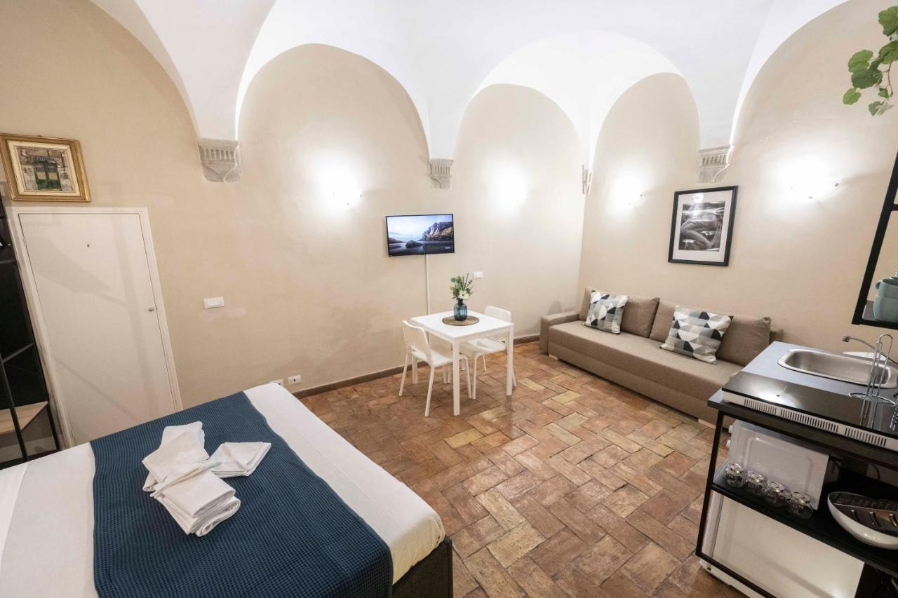 Studio Delle Grotte - Campo De' Fiori Rome Exterior photo