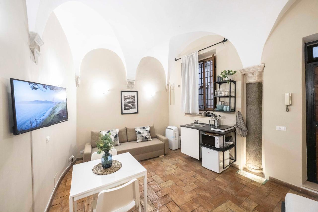 Studio Delle Grotte - Campo De' Fiori Rome Exterior photo